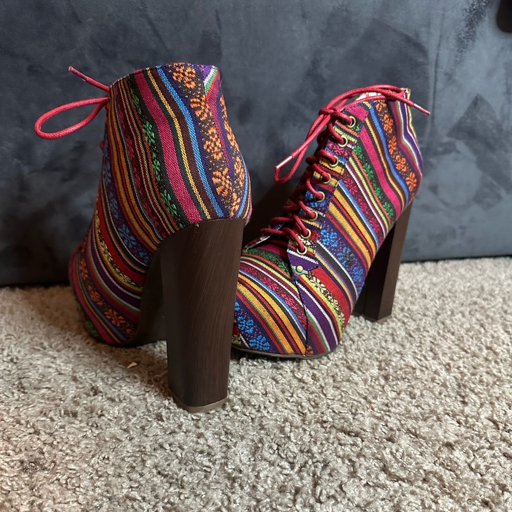 Vintage multi color Tribal platform - Picture 4 of 6